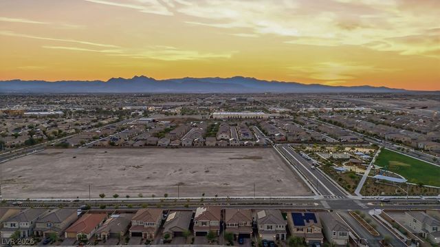 6905 Toll Mountain Street, North Las Vegas, NV 89086