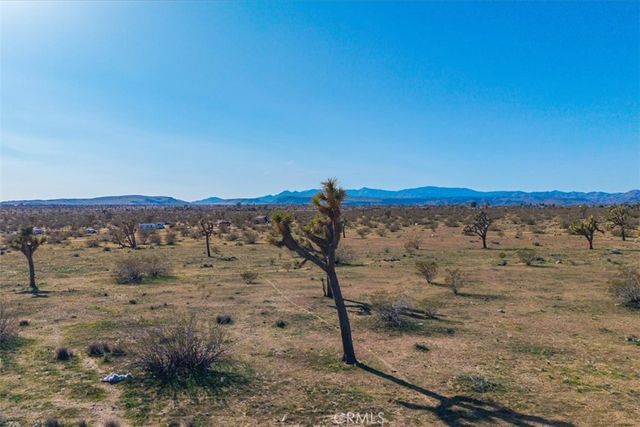 58459 Starlight Mesa Road, Yucca Valley, CA 92284