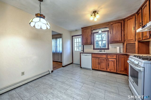 266 Mary Ellen Drive, Milford, CT 06460