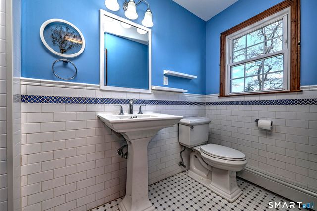 266 Mary Ellen Drive, Milford, CT 06460