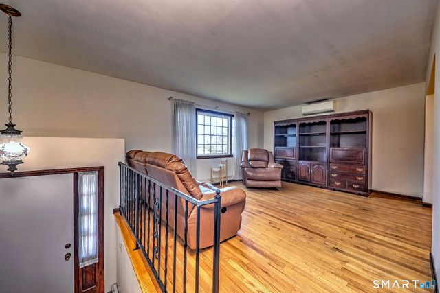 266 Mary Ellen Drive, Milford, CT 06460