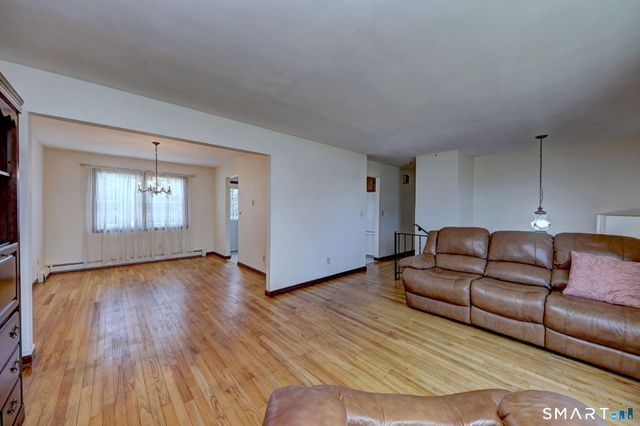 266 Mary Ellen Drive, Milford, CT 06460