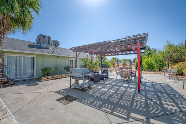34786 Avenue 15, Madera, CA 93636