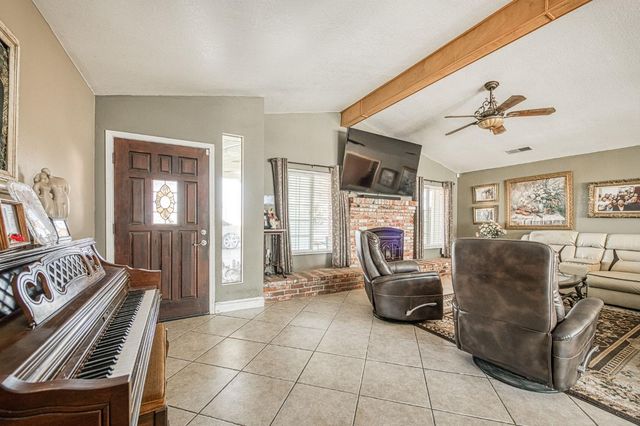 34786 Avenue 15, Madera, CA 93636