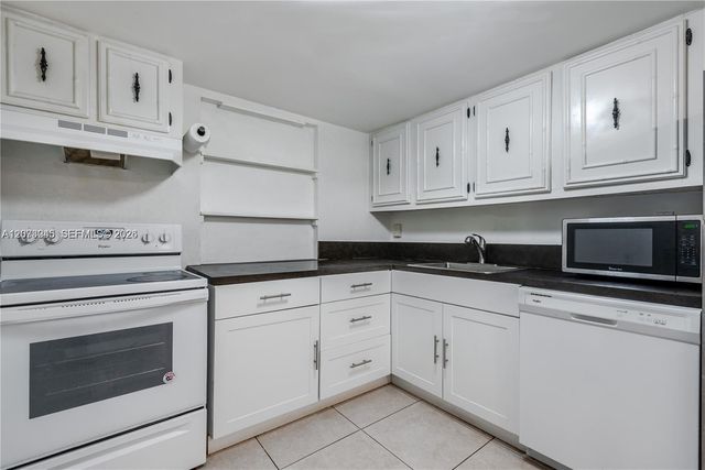 2000 Atlantic Shores Boulevard 107, Hallandale Beach, FL 33009