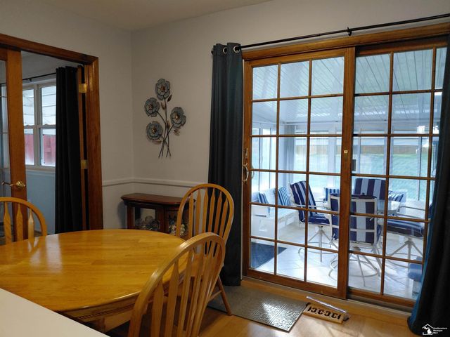 18680 Rudgate Street, Southgate, MI 48195