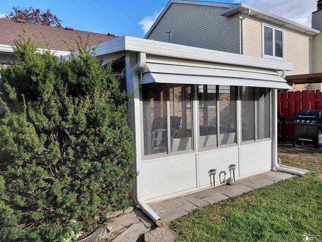 18680 Rudgate Street, Southgate, MI 48195