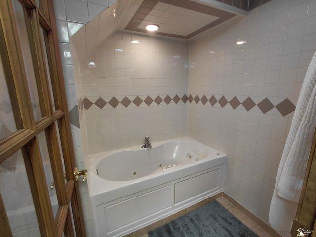 18680 Rudgate Street, Southgate, MI 48195