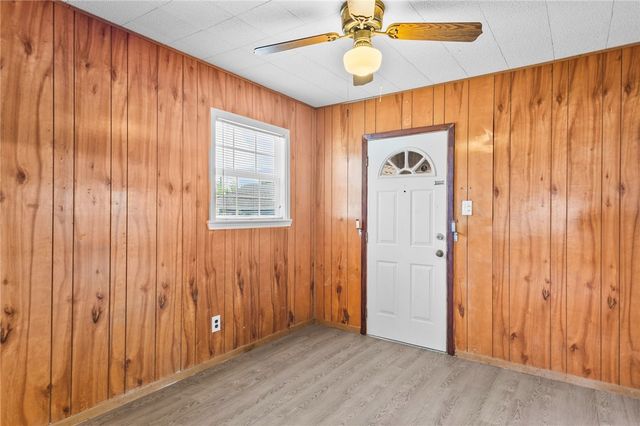1222 18th St, Corpus Christi, TX 78405