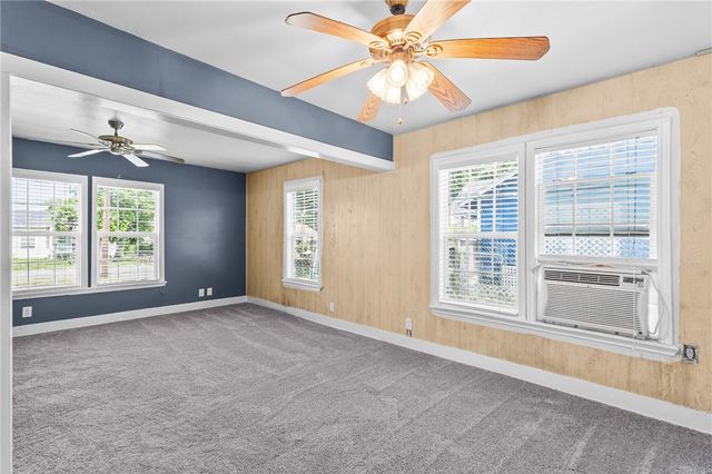 1222 18th St, Corpus Christi, TX 78405
