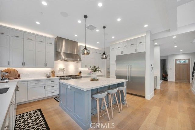 844 14th, Manhattan Beach, CA 90266