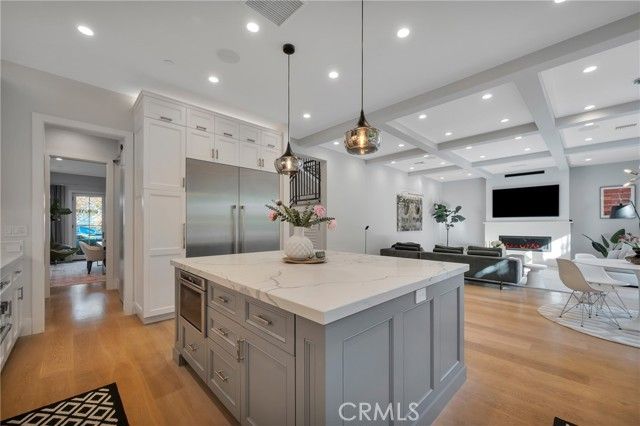 844 14th, Manhattan Beach, CA 90266