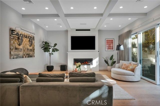 844 14th, Manhattan Beach, CA 90266