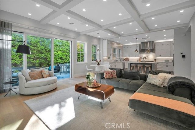 844 14th, Manhattan Beach, CA 90266