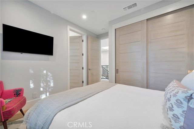 844 14th, Manhattan Beach, CA 90266