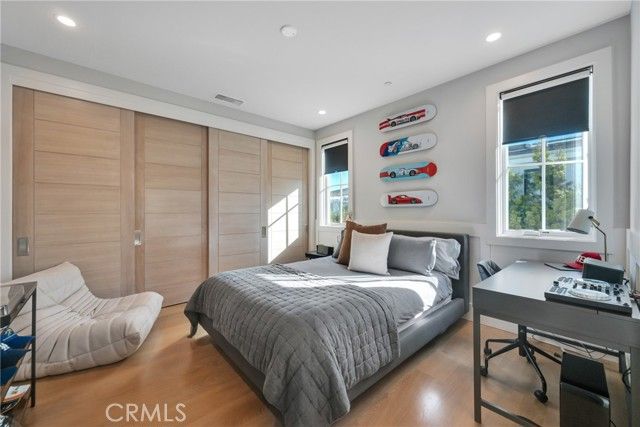 844 14th, Manhattan Beach, CA 90266