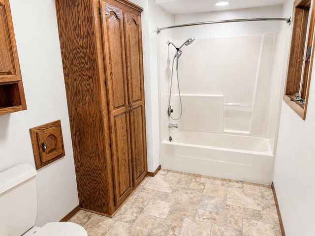 1412 N 40th STREET, Sheboygan, WI 53081