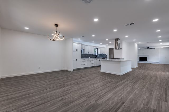 11341 Gatewood Place, Dallas, TX 75218