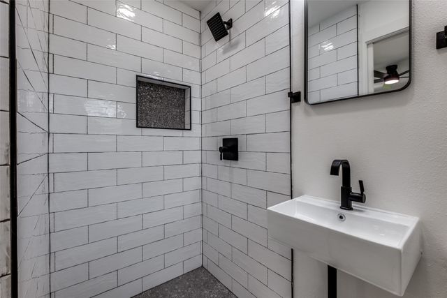 11341 Gatewood Place, Dallas, TX 75218