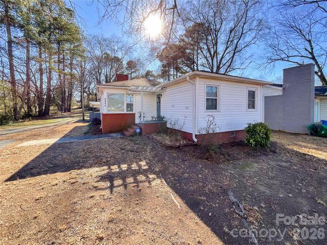 1116 Montgomery Avenue, Albemarle, NC 28001