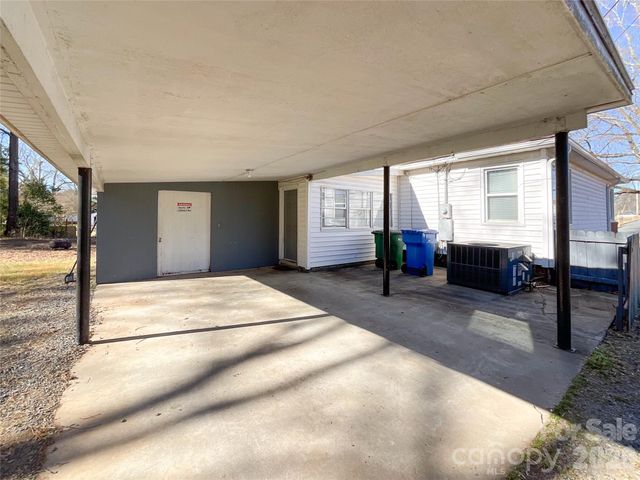 1116 Montgomery Avenue, Albemarle, NC 28001