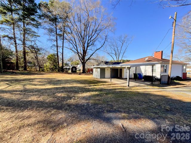 1116 Montgomery Avenue, Albemarle, NC 28001