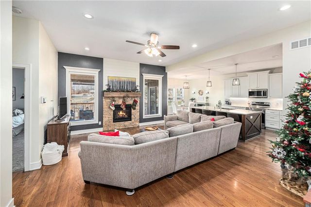 199 Tanner Drive, Belton, MO 64012