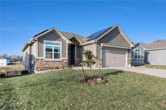 199 Tanner Drive, Belton, MO 64012