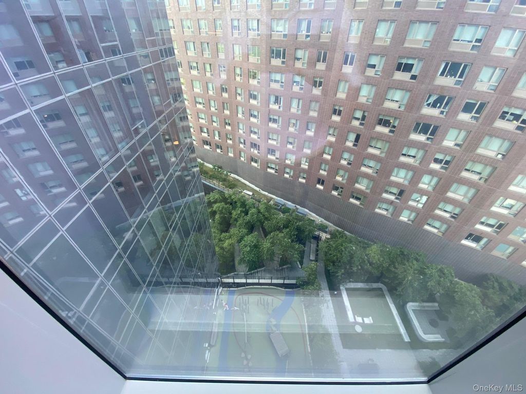 252 South Street 12G, New York (manhattan), NY 10002 — photo 5