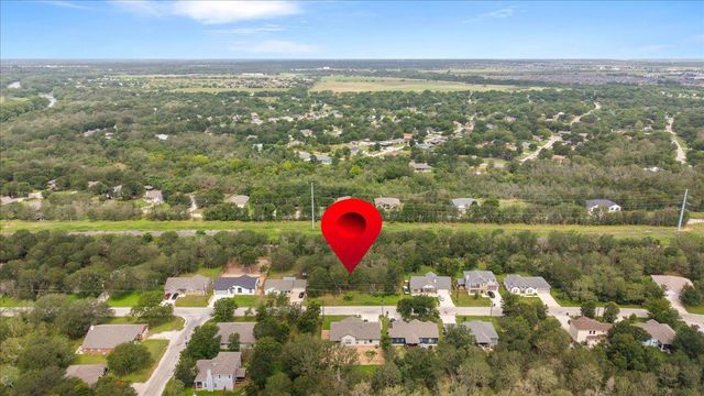 194 Waikakaaua DR, Bastrop, TX 78602
