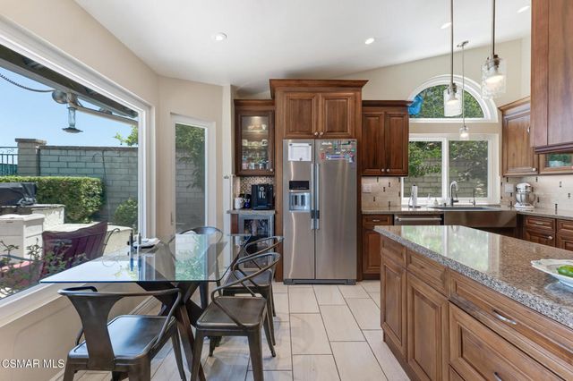 674 Azure Hills Drive, Simi Valley, CA 93065