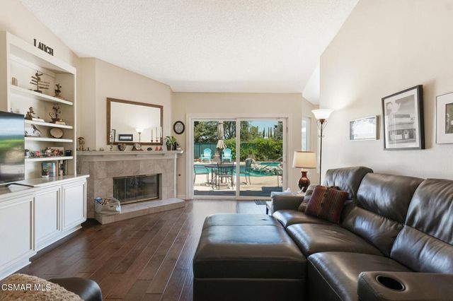 674 Azure Hills Drive, Simi Valley, CA 93065