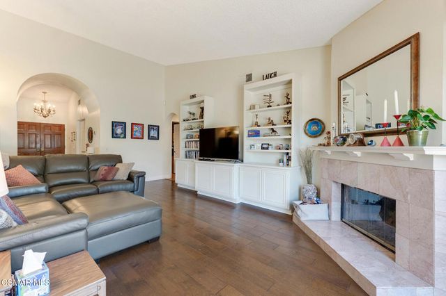 674 Azure Hills Drive, Simi Valley, CA 93065