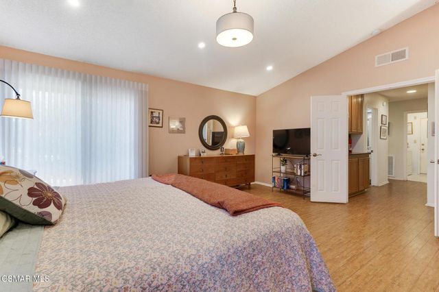 674 Azure Hills Drive, Simi Valley, CA 93065