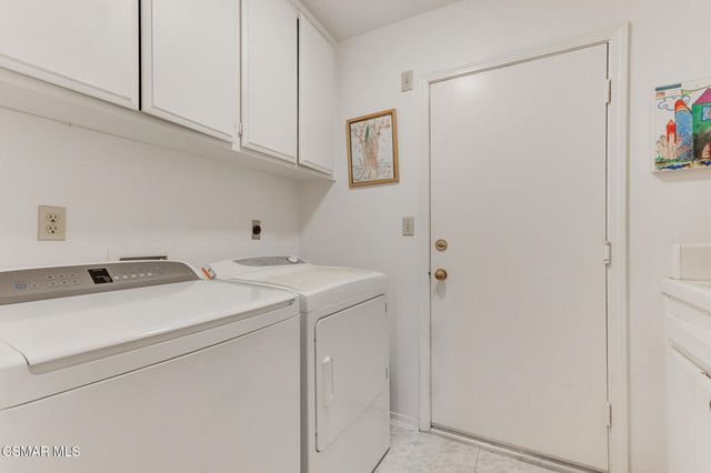 674 Azure Hills Drive, Simi Valley, CA 93065