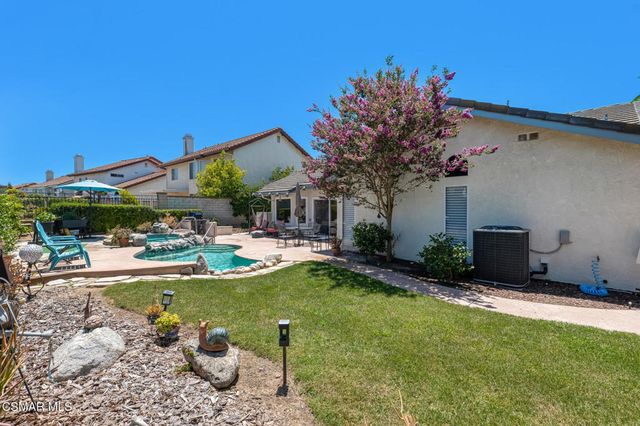 674 Azure Hills Drive, Simi Valley, CA 93065