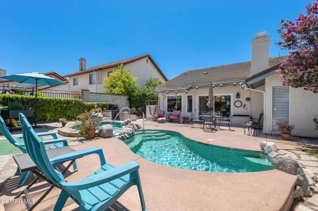 674 Azure Hills Drive, Simi Valley, CA 93065
