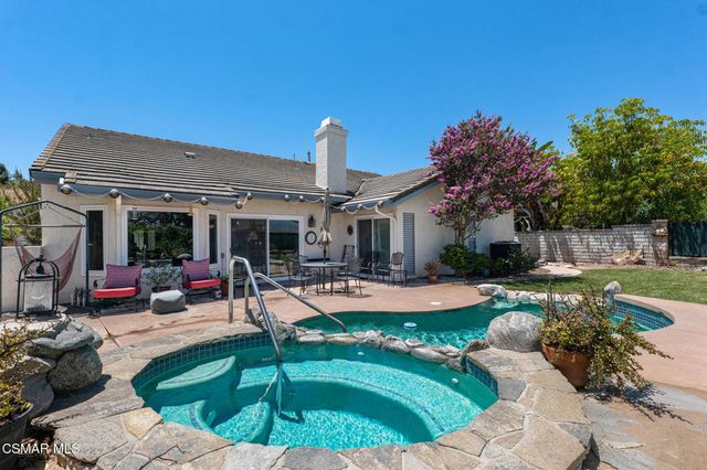 674 Azure Hills Drive, Simi Valley, CA 93065