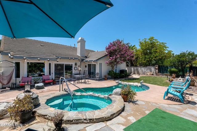 674 Azure Hills Drive, Simi Valley, CA 93065