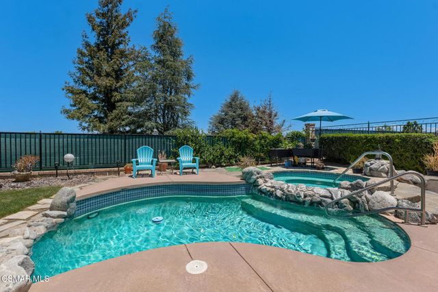 674 Azure Hills Drive, Simi Valley, CA 93065