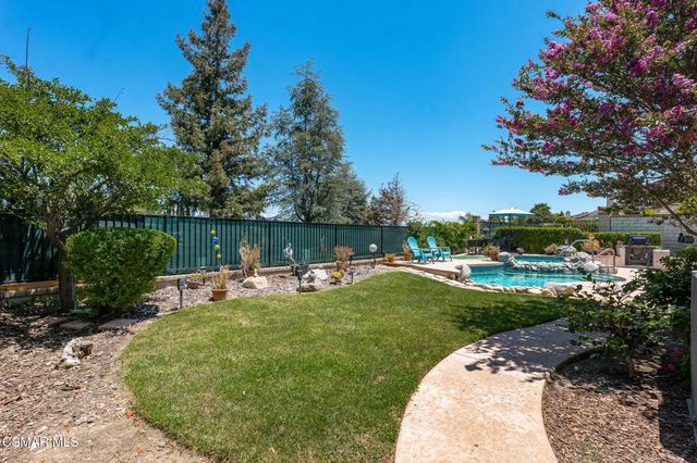 674 Azure Hills Drive, Simi Valley, CA 93065