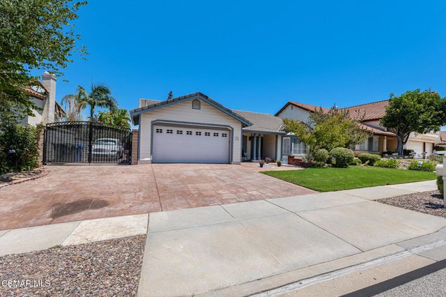 674 Azure Hills Drive, Simi Valley, CA 93065