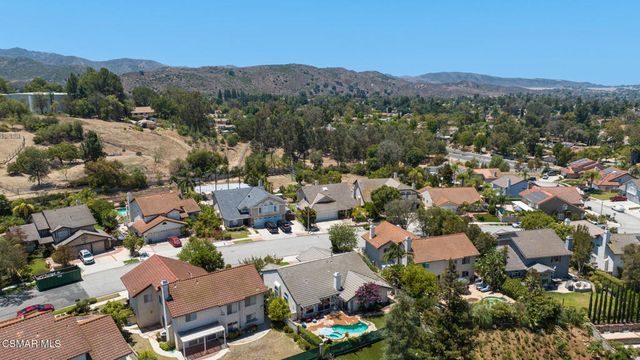 674 Azure Hills Drive, Simi Valley, CA 93065