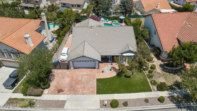 674 Azure Hills Drive, Simi Valley, CA 93065