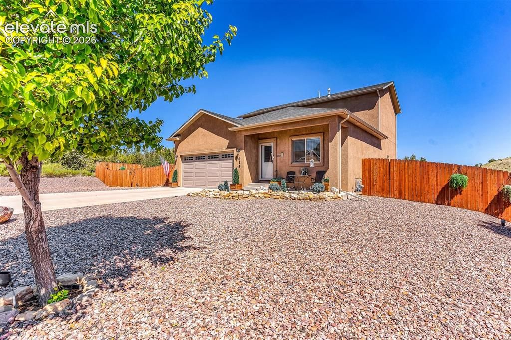 Image 3 of property listing at 415 Empire Road, Canon City, CO 81212