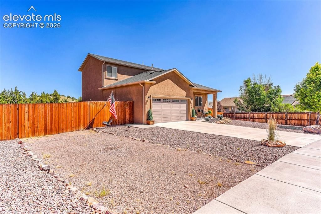 Image 5 of property listing at 415 Empire Road, Canon City, CO 81212