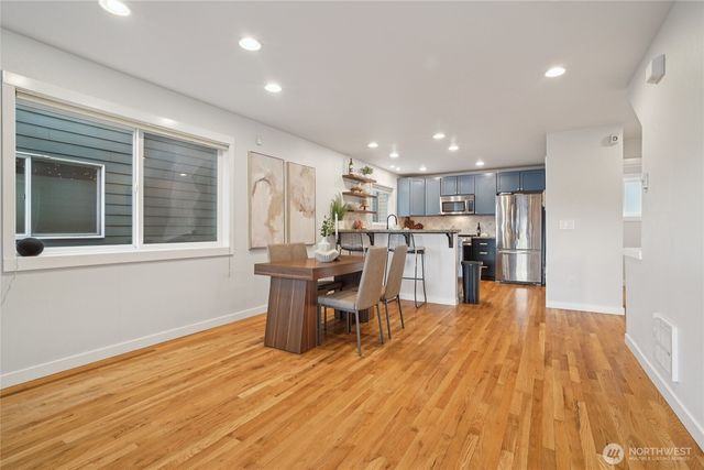 926 N 96th Street, Seattle, WA 98103