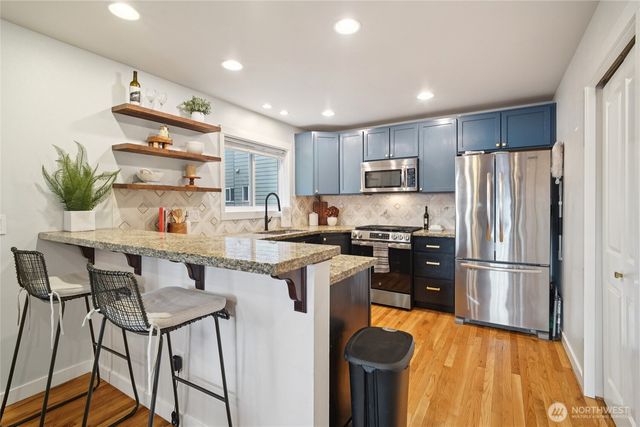 926 N 96th Street, Seattle, WA 98103