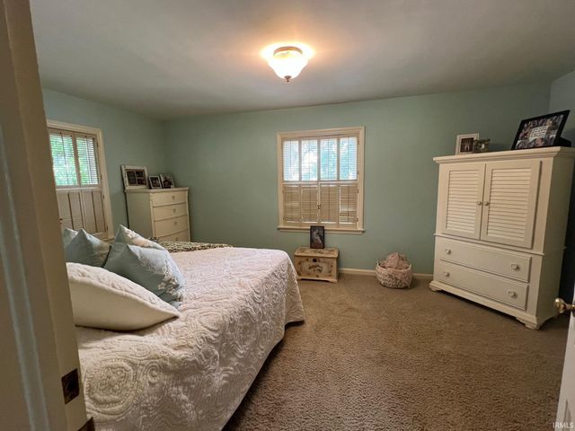 2015 E Gum Street, Evansville, IN 47714