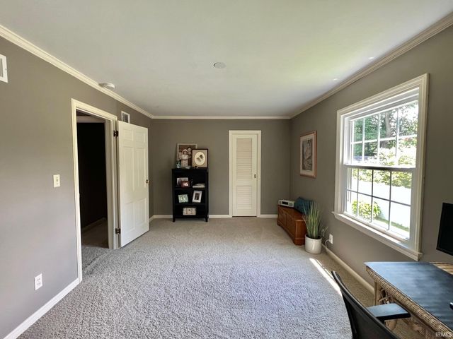 2015 E Gum Street, Evansville, IN 47714